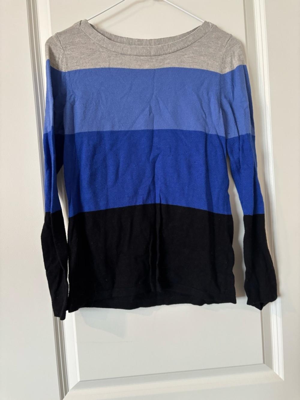 Banana Republic Gray and Blue Crewneck Sweater